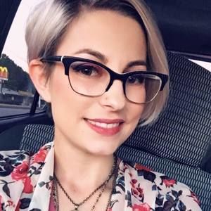 Meet your Posher, Lexi